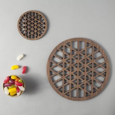 Trigrid pattern walnut drinks coasters, geometry